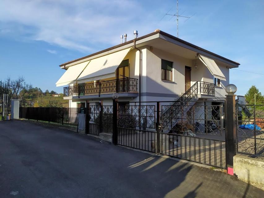 Willa Astixio San Damiano dʼAsti Zewnętrze zdjęcie